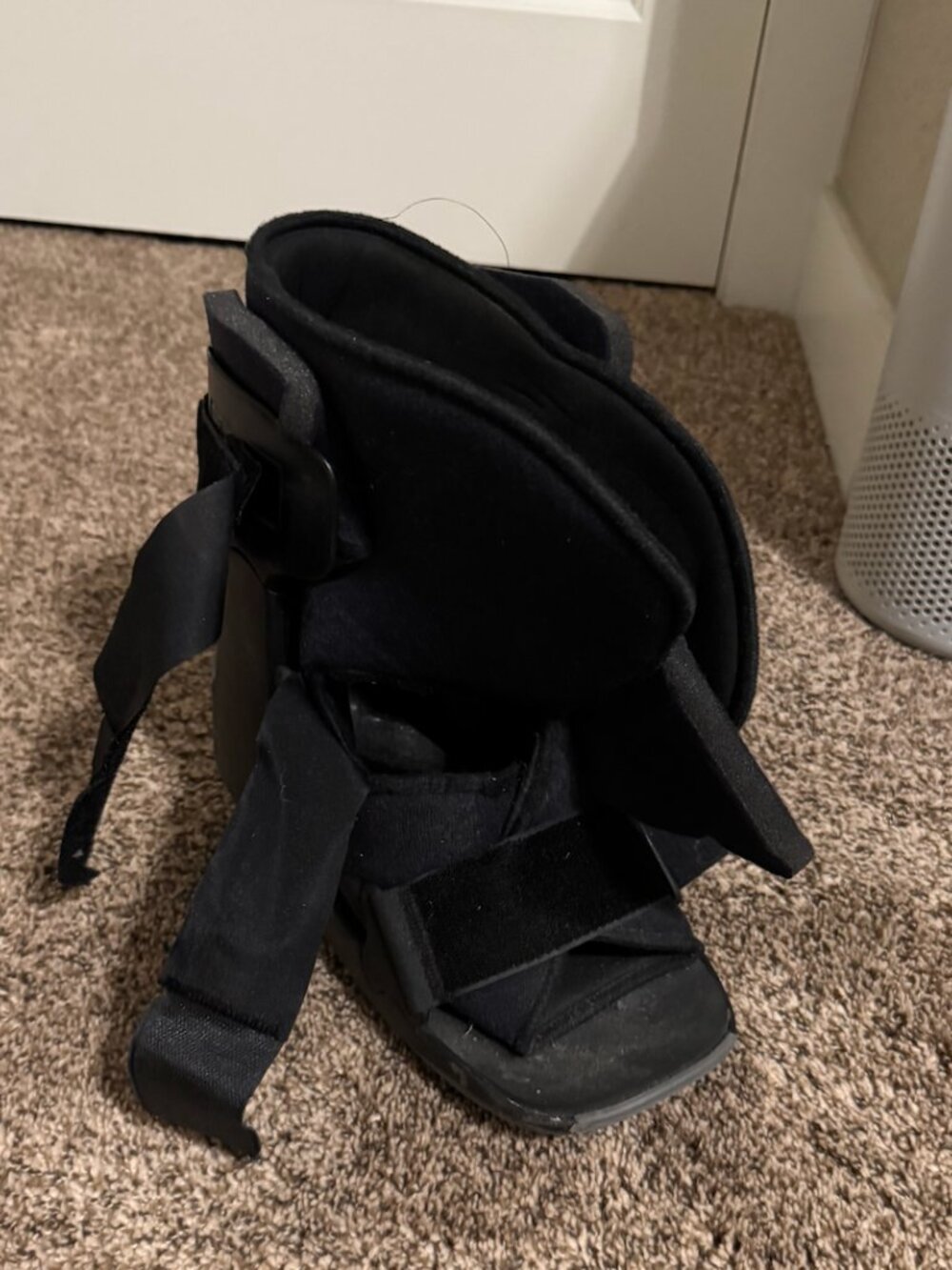 BREG Medical Boot - Picture 4 of 9